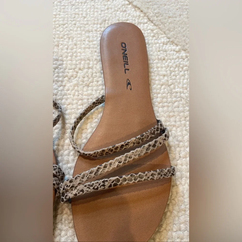 O’Neil Vulcan Sandals - Picture 9 of 10